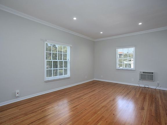 3rd image of 664 Mira Monte Pl #672