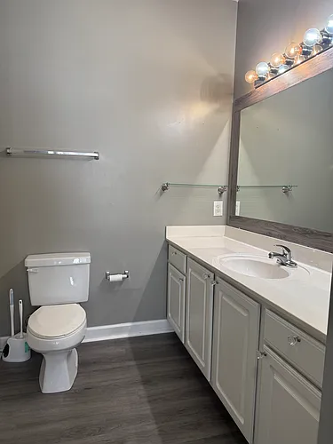 101 Westhaven Dr #7C Photo 1 101 Westhaven Dr #7C Photo 1