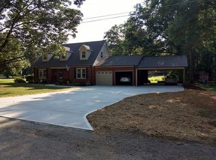 490 Homeland Dr, China Grove, NC 28023