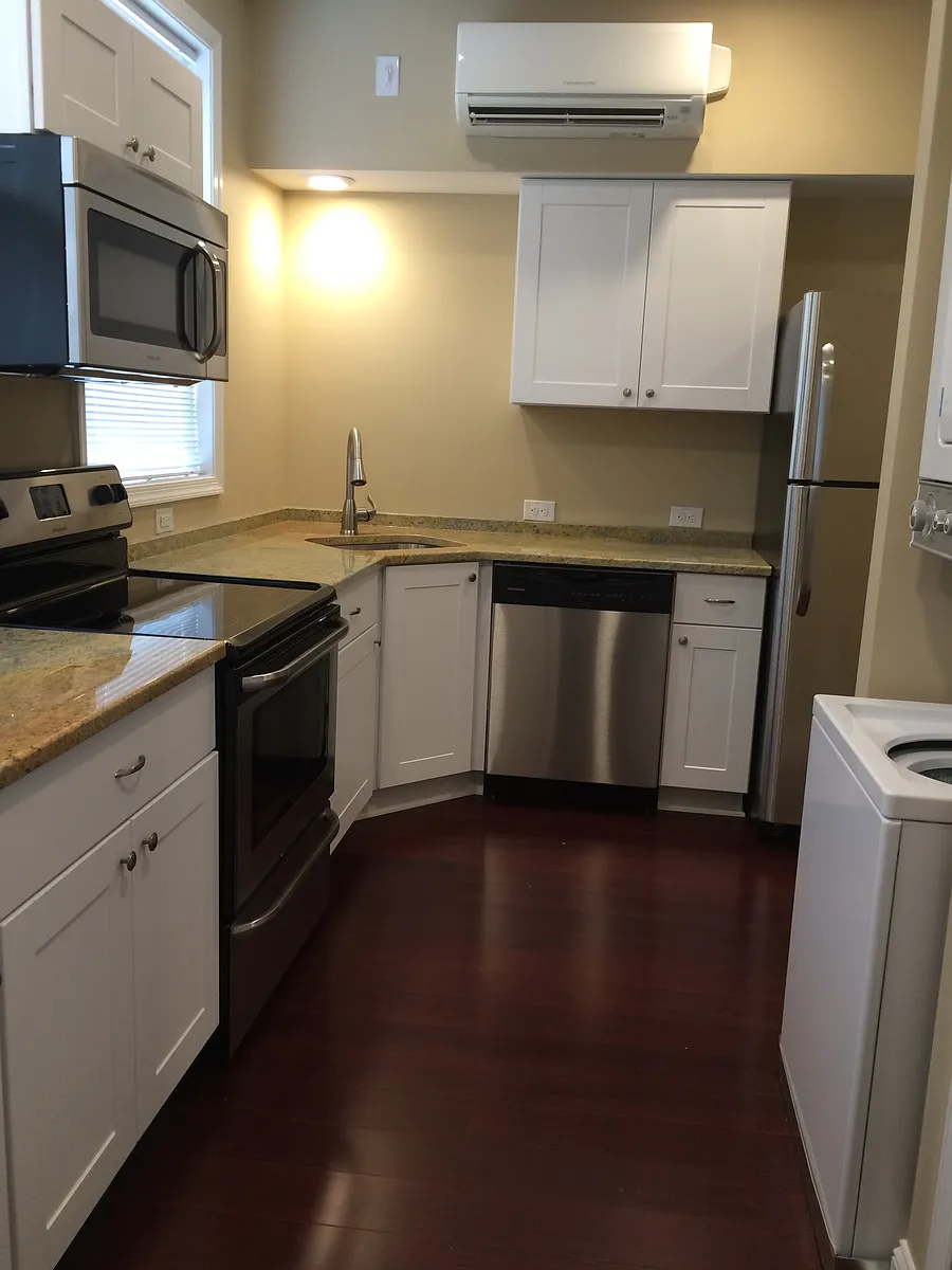 Building Photo - 50 Rochester Pl #42