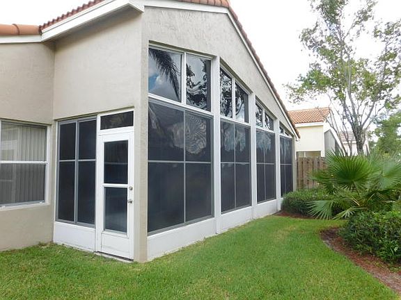 3rd image of 9787 Lemonwood Ct
