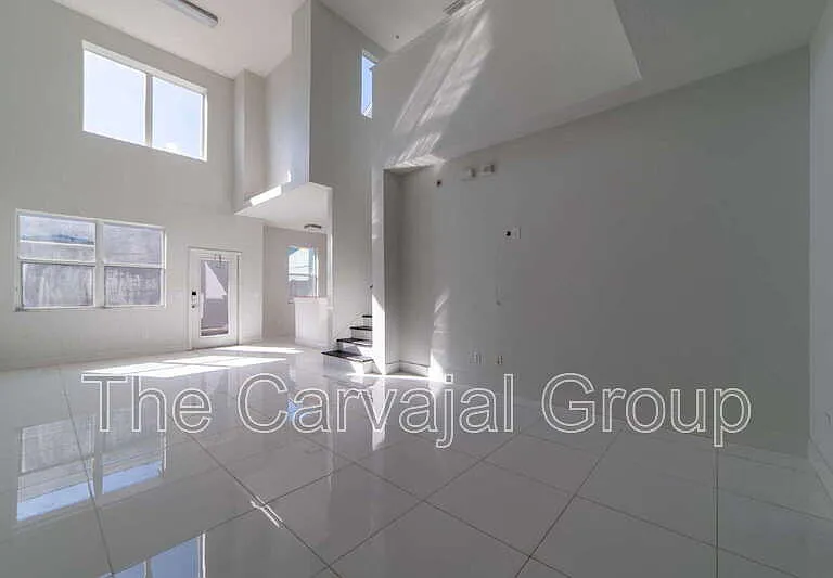 10224 Vickers Ridge Dr — Photo 3