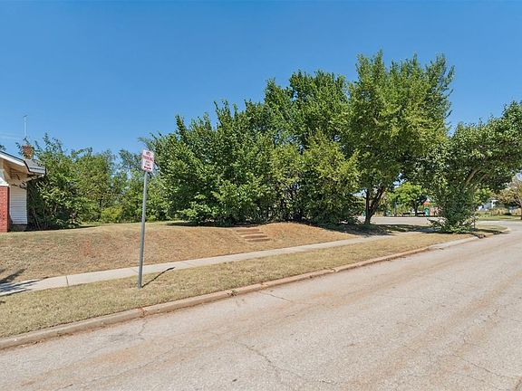 2nd image of 309 NE 16th St #13 & 14