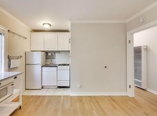 22 Yosemite Ave, Oakland, CA 94611