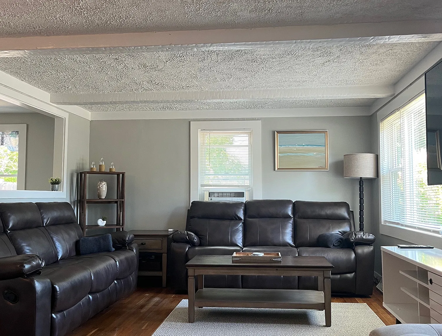 2 bed, 1.5 bath, 988 sqft, $1,995 — Photo 4