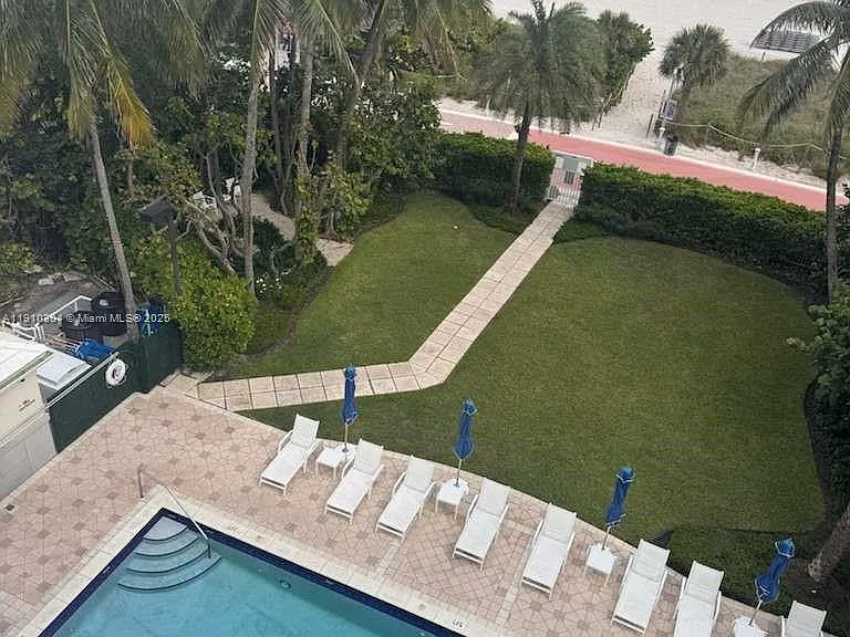 5025 Collins Ave #1602 — Photo 37