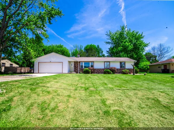 4212 Hillcrest Dr, Oneida, WI 54155