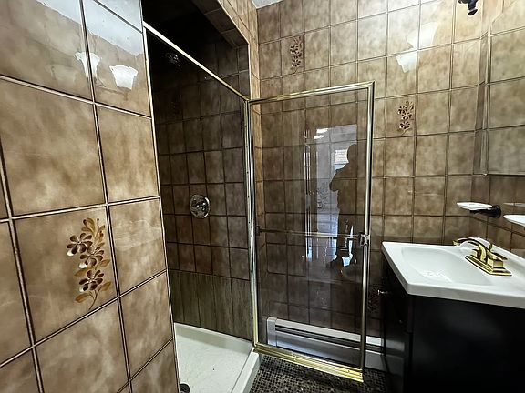 5th image of 3264 Layton Ave #1