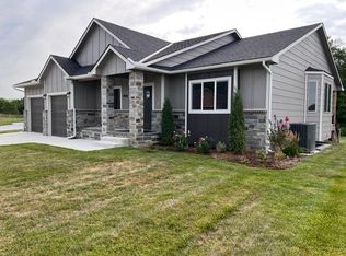 4949 N Peregrine St, Wichita, KS 67219