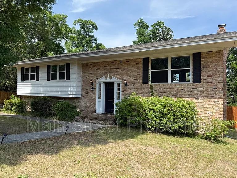 3660 Molaree Dr — Photo 3