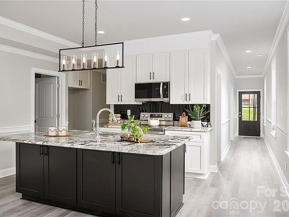 3rd image of 337 Petree Rd #102C
