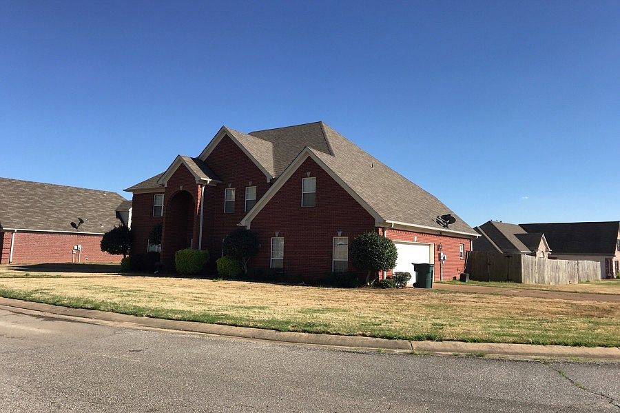 2nd image of 2255 Ansley Park N