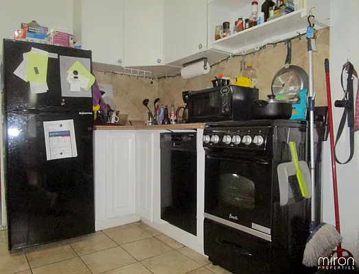 Rented by Miron Properties | media 17