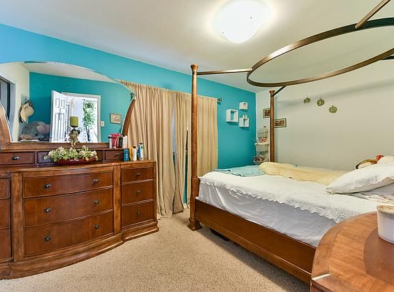 4th image of 4742 S Throop St #44