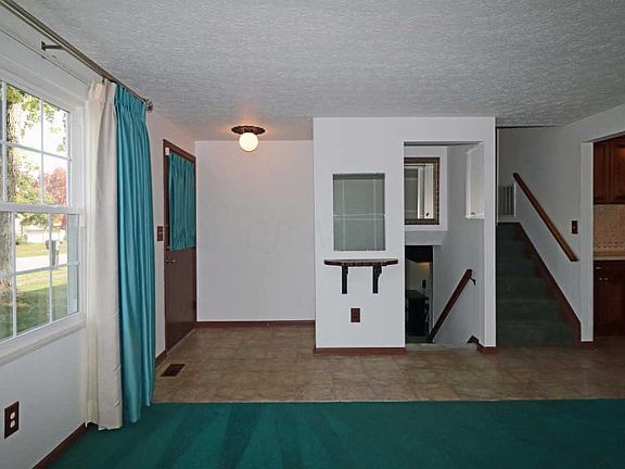 4th image of 4097 Jonquil St