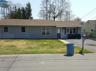 108 6th St, Barnegat, NJ 08005