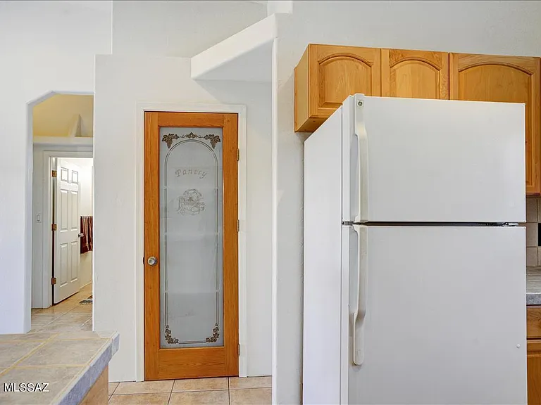 1220 E Water St #2 — Photo 13