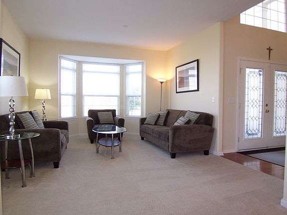 5th image of 5951 Chatham Dr