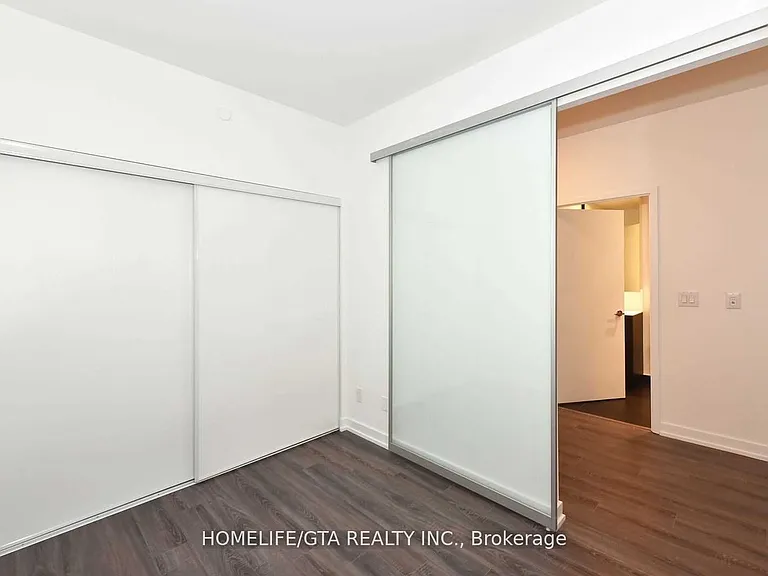20 Edward St #708 — Photo 28