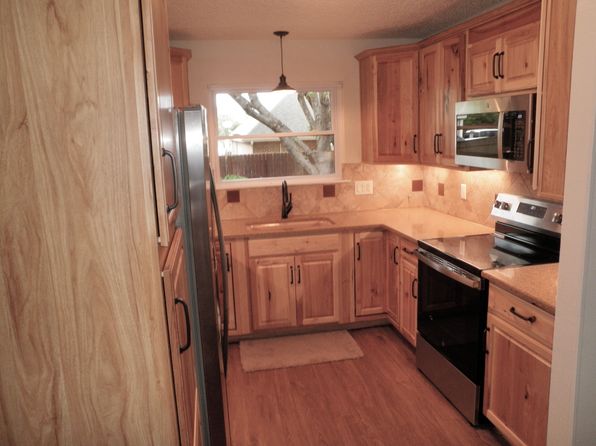 1606 Chisholm Ct