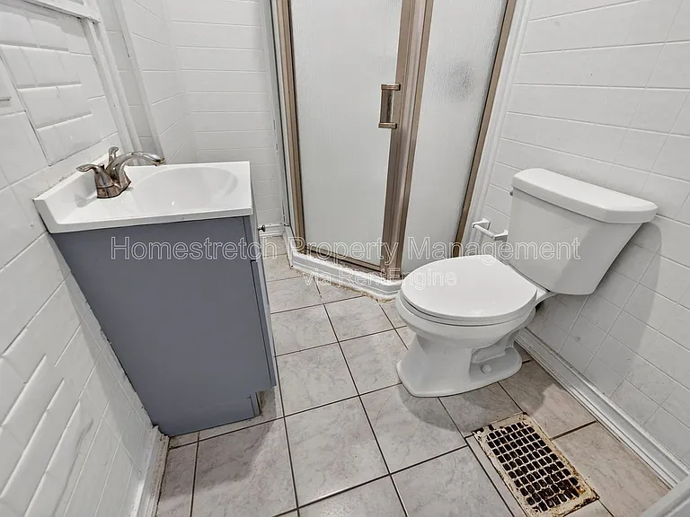 4446 Itaska St — Photo 25