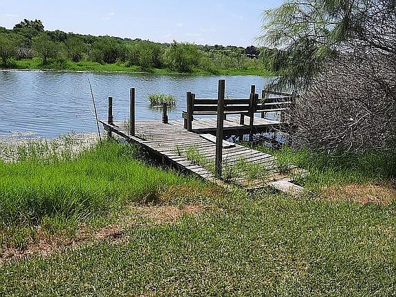 4th image of 123 Island Dr