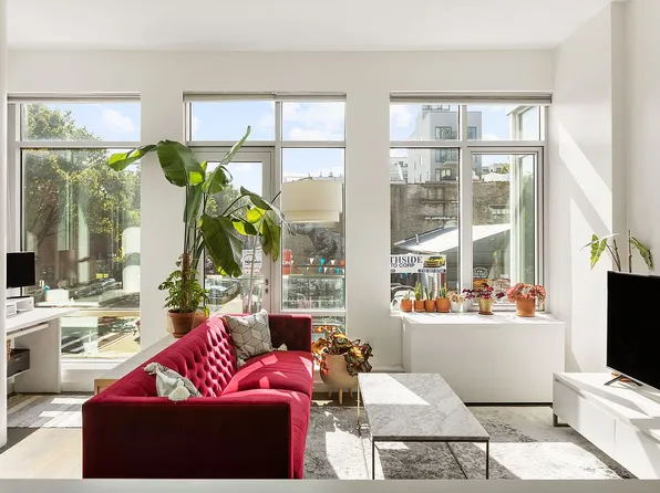 101 N 5th St APT 2H, Brooklyn, NY 11249