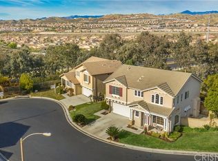 28005 Memory Ln, Valencia, CA 91354