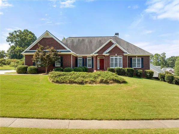 4331 Sugar Leaf Dr, Oakwood, GA 30566