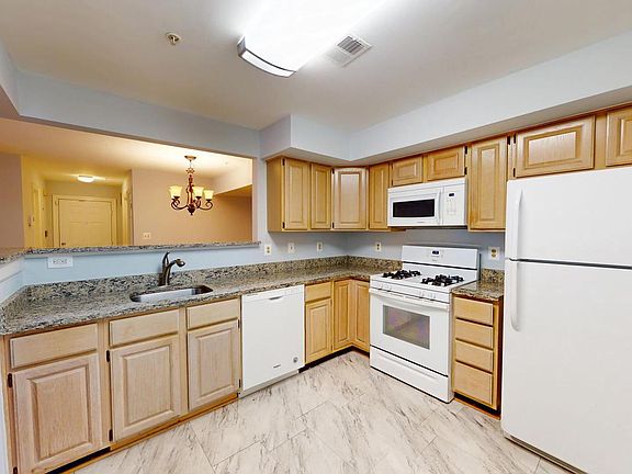 3rd image of 12253 Fairfield House Dr #1