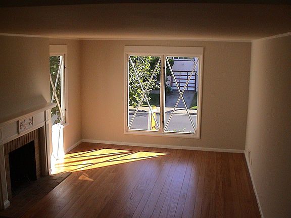 4th image of 54 Dorchester Dr