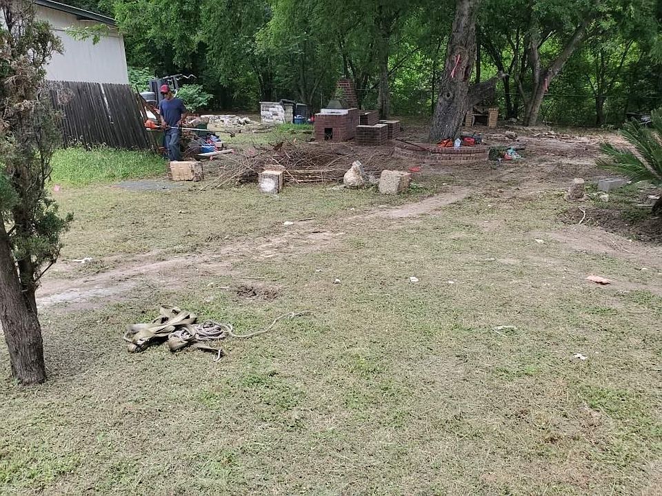 2nd image of 1207 Luna St