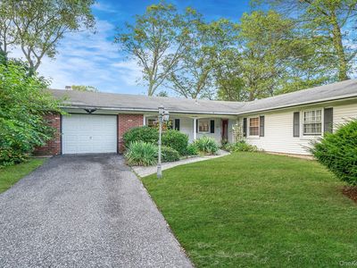 17 Whitmore Lane, Coram, NY, 11727