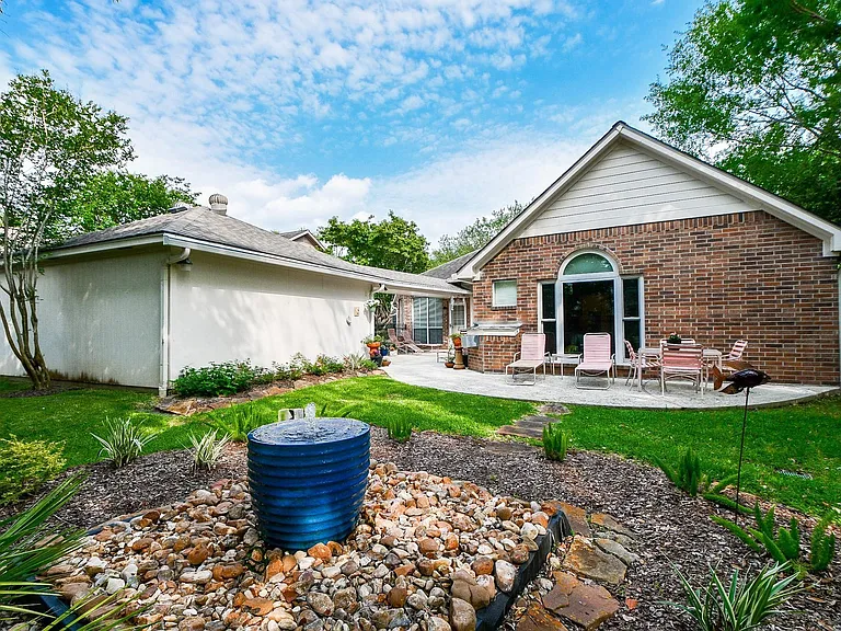 1211 Magnolia Woods Ct — Photo 27
