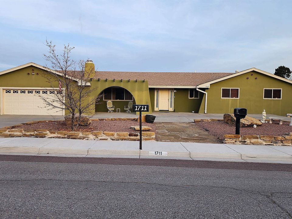 1st image of 1711 Linda Dr