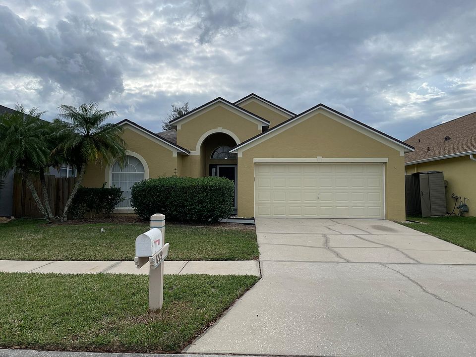 1st image of 1229 E Crimson Clover Ln