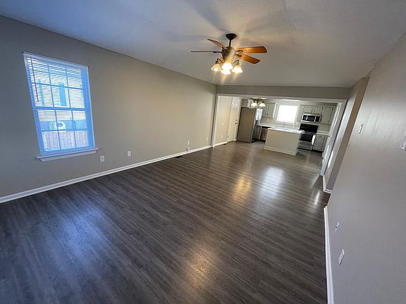 2nd image of 100 Mariwood Dr