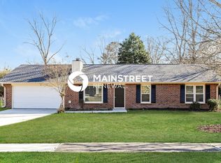 155 N Hampton Dr, Fayetteville, GA 30215