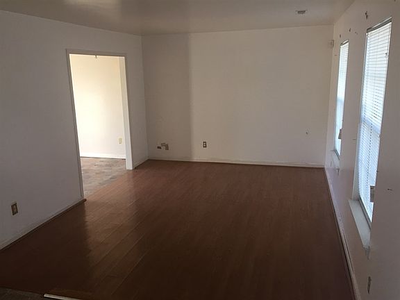 5th image of 3809 Ruslander Ct