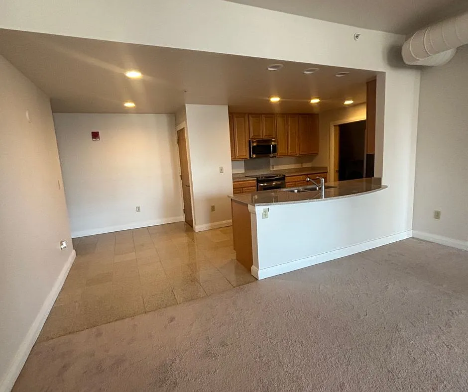 1 bed, 1.5 bath, 1442 sqft, $1,850 — Photo 1