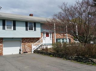 142 Whipple Rd, Middletown, NY 10940