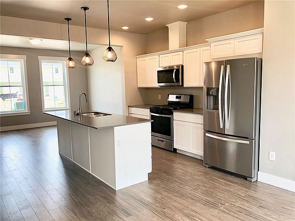3rd image of 6028 Mollie Rose Ln