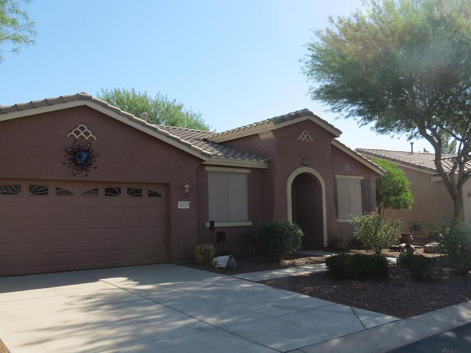 1st image of 42420 W Falling Star Dr