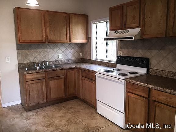 4th image of 17350 SE 65th St