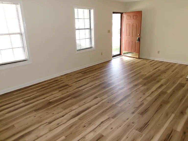 3209 Timbermill Ave #B — Photo 12