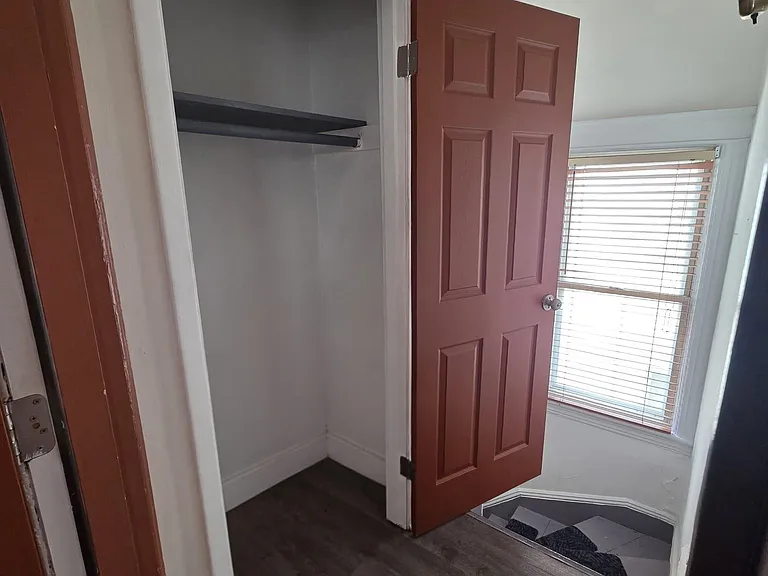 364 Woodlawn Ave #2 — Photo 18