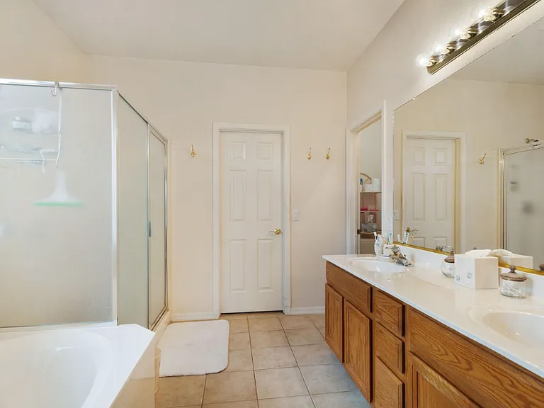 4581 E Mia Ln — Photo 21