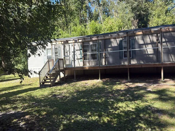 971 SW Nebraska Ter, Fort White, FL 32038