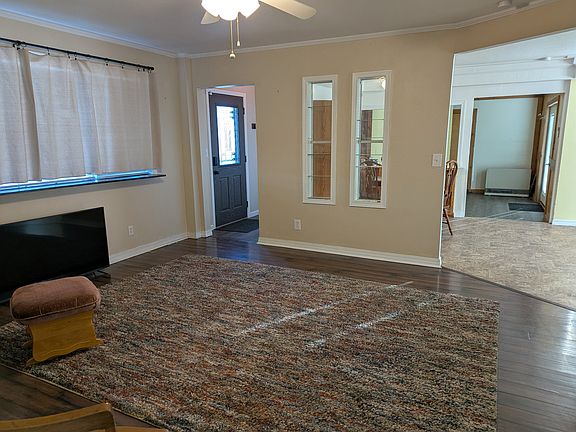 3rd image of 694 S Egan Ave
