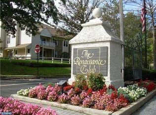 227 Thornwood Dr, Mount Laurel, NJ 08054